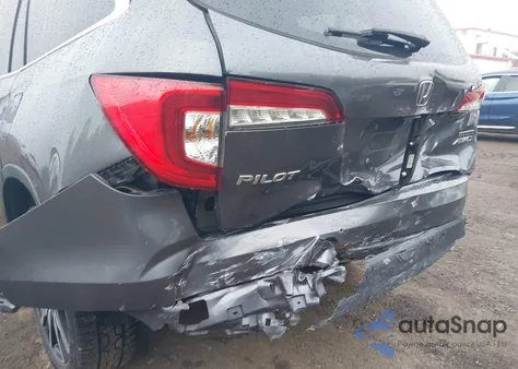 2019 Honda Pilot Touring из США, поврежденный, VIN 5FNYF6H62KB030618